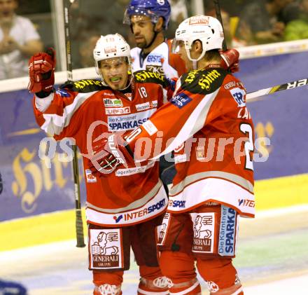 EBEL. Eishockey Bundesliga. EC KAC gegen KHL Medvescak Zagreb. Torjubekl Thomas Koch, John Lammers  (KAC). Klagenfurt, am 21.9.2012.
Foto: Kuess 


---
pressefotos, pressefotografie, kuess, qs, qspictures, sport, bild, bilder, bilddatenbank