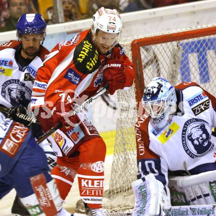 EBEL. Eishockey Bundesliga. EC KAC gegen KHL Medvescak Zagreb.  Jamie Lundmark,  (KAC), Michael Ouzas (Zagreb). Klagenfurt, am 21.9.2012.
Foto: Kuess 


---
pressefotos, pressefotografie, kuess, qs, qspictures, sport, bild, bilder, bilddatenbank