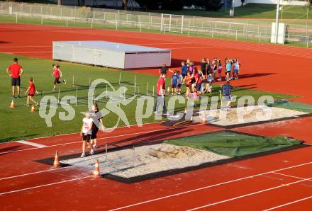 Leichtathletikanlage. Leopold Wagner Arena. Klagenfurt, 11.9.2012.
Foto: Kuess
---
pressefotos, pressefotografie, kuess, qs, qspictures, sport, bild, bilder, bilddatenbank