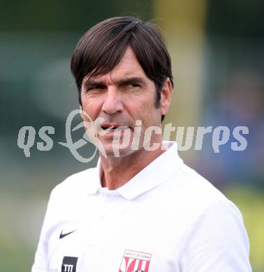 Fussball Regionalliga. SAK gegen St. Florian. Trainer Wilhelm Wahlmueller (St.Florian). Klagenfurt, 22.9.2012.
Foto: Kuess
---
pressefotos, pressefotografie, kuess, qs, qspictures, sport, bild, bilder, bilddatenbank