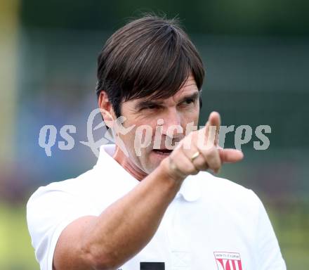 Fussball Regionalliga. SAK gegen St. Florian. Trainer Wilhelm Wahlmueller (St.Florian). Klagenfurt, 22.9.2012.
Foto: Kuess
---
pressefotos, pressefotografie, kuess, qs, qspictures, sport, bild, bilder, bilddatenbank