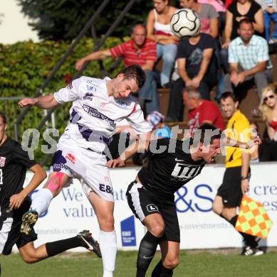 Fussball Regionalliga. SAK gegen St. Florian. Patrick Lausegger, (SAK), Florian Hermes (St.Florian). Klagenfurt, 22.9.2012.
Foto: Kuess
---
pressefotos, pressefotografie, kuess, qs, qspictures, sport, bild, bilder, bilddatenbank