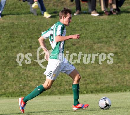 Fussball. Kaerntner Liga. Koettmannsdorf gegen Voelkermarkt. Schubert Fabian (Voelkermarkt). Koettmannsdorf, 22.9.2012.
Foto: Kuess
---
pressefotos, pressefotografie, kuess, qs, qspictures, sport, bild, bilder, bilddatenbank