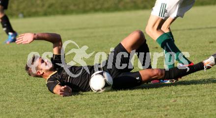 Fussball. Kaerntner Liga. Koettmannsdorf gegen Voelkermarkt. Globotschnig Daniel (Koettmannsdorf). Koettmannsdorf, 22.9.2012.
Foto: Kuess
---
pressefotos, pressefotografie, kuess, qs, qspictures, sport, bild, bilder, bilddatenbank