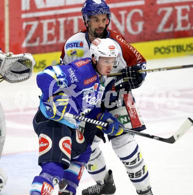 EBEL. Eishockey Bundesligal. EC VSV gegen KHL Medvescak Zagreb. Marco Pewal,  (VSV), Alan Letang (Zagreb). Villach, am 23.9.2012.
Foto: Kuess 


---
pressefotos, pressefotografie, kuess, qs, qspictures, sport, bild, bilder, bilddatenbank