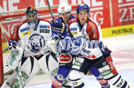 EBEL. Eishockey Bundesliga. VSV gegen Medvescak Zagreb. Stefan Bacher (VSV), Robert Kristan, David Brine (Zagreb). Villach, am 23.9.2012.
Foto: Kuess
---
pressefotos, pressefotografie, kuess, qs, qspictures, sport, bild, bilder, bilddatenbank