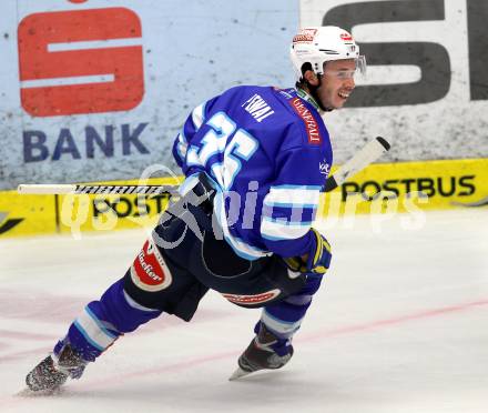 EBEL. Eishockey Bundesligal. EC VSV gegen KHL Medvescak Zagreb. Torjubel Marco Pewal, (VSV). Villach, am 23.9.2012.
Foto: Kuess 


---
pressefotos, pressefotografie, kuess, qs, qspictures, sport, bild, bilder, bilddatenbank