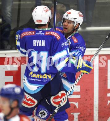 EBEL. Eishockey Bundesliga. VSV gegen Medvescak Zagreb. Torjubel Derek Damon, Derek Ryan (VSV). Villach, am 23.9.2012.
Foto: Kuess
---
pressefotos, pressefotografie, kuess, qs, qspictures, sport, bild, bilder, bilddatenbank