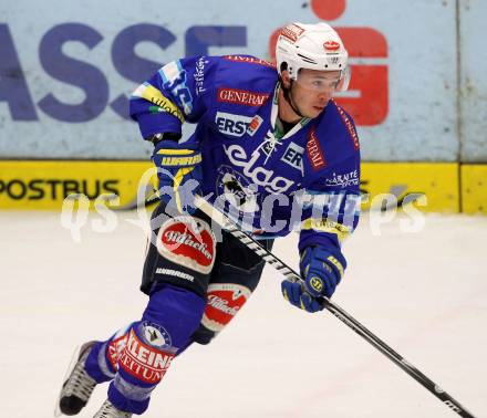 EBEL. Eishockey Bundesligal. EC VSV gegen HDD TELEMACH Olimpija Ljubljana. Marco Pewal (VSV). Villach, am 21.9.2012.
Foto: Kuess 


---
pressefotos, pressefotografie, kuess, qs, qspictures, sport, bild, bilder, bilddatenbank