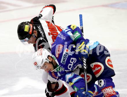 EBEL. Eishockey Bundesligal. EC VSV gegen HC Orli Znojmo. Derek Ryan,  (VSV), Kim Stroemberg (Znojmo). Villach, am 28.9.2012.
Foto: Kuess 


---
pressefotos, pressefotografie, kuess, qs, qspictures, sport, bild, bilder, bilddatenbank