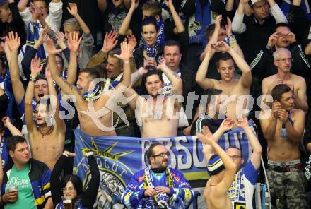 EBEL. Eishockey Bundesligal. EC VSV gegen HC Orli Znojmo. Fans (VSV). Villach, am 28.9.2012.
Foto: Kuess 


---
pressefotos, pressefotografie, kuess, qs, qspictures, sport, bild, bilder, bilddatenbank