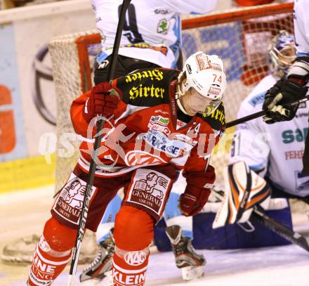 EBEL. Eishockey Bundesliga. EC KAC gegen SAPA Fehervar AV19.  Jubel Jamie Lundmark (KAC). Klagenfurt, am 28.9.2012.
Foto: Kuess 


---
pressefotos, pressefotografie, kuess, qs, qspictures, sport, bild, bilder, bilddatenbank