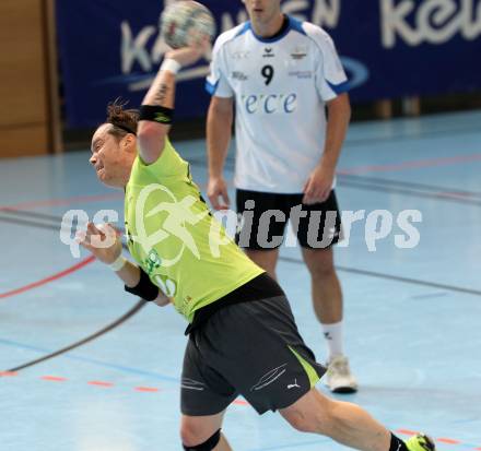 Handball Bundesliga. HC Kelag Kaernten gegn HC ece bulls Bruck. Florian Mueller-Pontasch (HCK). Viktring, am 29.9.2012.
Foto: Kuess
---
pressefotos, pressefotografie, kuess, qs, qspictures, sport, bild, bilder, bilddatenbank