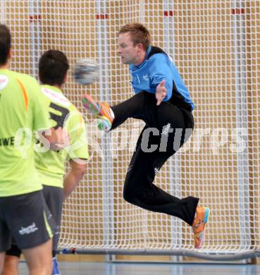 Handball Bundesliga. HC Kelag Kaernten gegn HC ece bulls Bruck. Gasper Jelen (HCK). Viktring, am 29.9.2012.
Foto: Kuess
---
pressefotos, pressefotografie, kuess, qs, qspictures, sport, bild, bilder, bilddatenbank