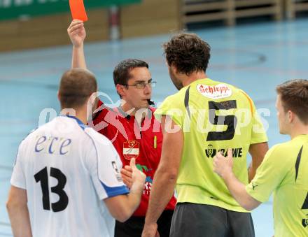 Handball Bundesliga. HC Kelag Kaernten gegn HC ece bulls Bruck. rote Karte fuer Branko Bedekovic (HCK). Viktring, am 29.9.2012.
Foto: Kuess
---
pressefotos, pressefotografie, kuess, qs, qspictures, sport, bild, bilder, bilddatenbank