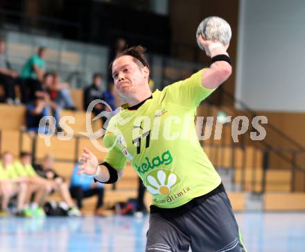 Handball Bundesliga. HC Kelag Kaernten gegn HC ece bulls Bruck. Florian Mueller-Pontasch,  (HCK). Viktring, am 29.9.2012.
Foto: Kuess
---
pressefotos, pressefotografie, kuess, qs, qspictures, sport, bild, bilder, bilddatenbank