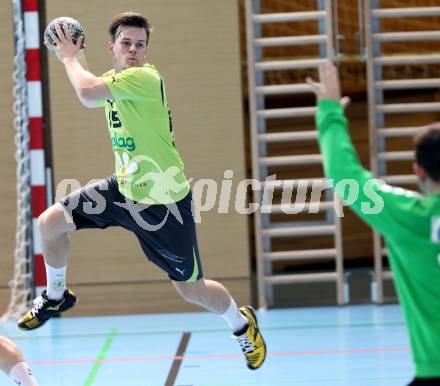 Handball Bundesliga. HC Kelag Kaernten gegn HC ece bulls Bruck. Florian Wulz (HCK). Viktring, am 29.9.2012.
Foto: Kuess
---
pressefotos, pressefotografie, kuess, qs, qspictures, sport, bild, bilder, bilddatenbank