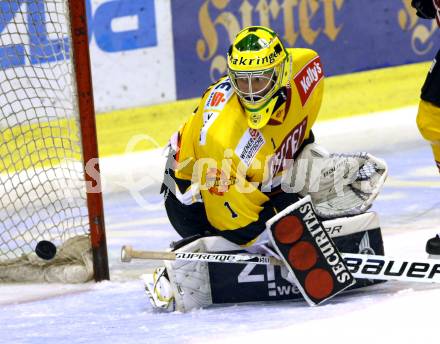 EBEL. Eishockey Bundesliga. EC KAC gegen UPC Vienna Capitals.  Matthew Zaba  (Caps). Klagenfurt, am 30.9.2012.
Foto: Kuess 


---
pressefotos, pressefotografie, kuess, qs, qspictures, sport, bild, bilder, bilddatenbank