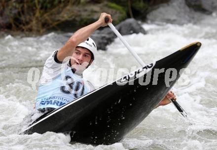 Wildwassersport. Alpe Adria Kanu Slalom Gurk 2012.  Peter Draxl. Klagenfurt, Gurkerbruecke, am 30.9.2012.
Foto: Kuess
---
pressefotos, pressefotografie, kuess, qs, qspictures, sport, bild, bilder, bilddatenbank