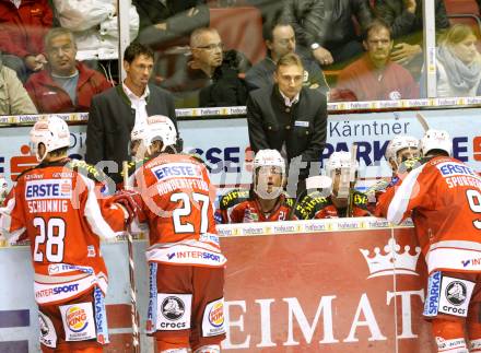 EBEL. Eishockey Bundesliga. EC KAC gegen UPC Vienna Capitals. Christian Weber, Bernhard Sussitz  (KAC). Klagenfurt, am 30.9.2012.
Foto: Kuess 


---
pressefotos, pressefotografie, kuess, qs, qspictures, sport, bild, bilder, bilddatenbank