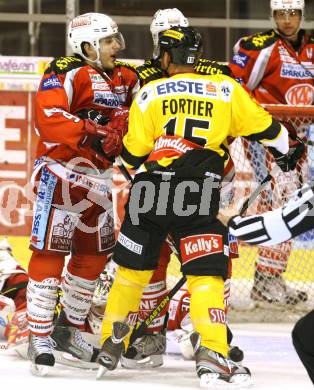 EBEL. Eishockey Bundesliga. EC KAC gegen UPC Vienna Capitals. Tyler Spurgeon,  (KAC), Francois Fortier  (Caps). Klagenfurt, am 30.9.2012.
Foto: Kuess 


---
pressefotos, pressefotografie, kuess, qs, qspictures, sport, bild, bilder, bilddatenbank