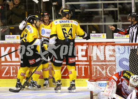 EBEL. Eishockey Bundesliga. EC KAC gegen UPC Vienna Capitals.  Torjubel (Caps). Klagenfurt, am 30.9.2012.
Foto: Kuess 


---
pressefotos, pressefotografie, kuess, qs, qspictures, sport, bild, bilder, bilddatenbank