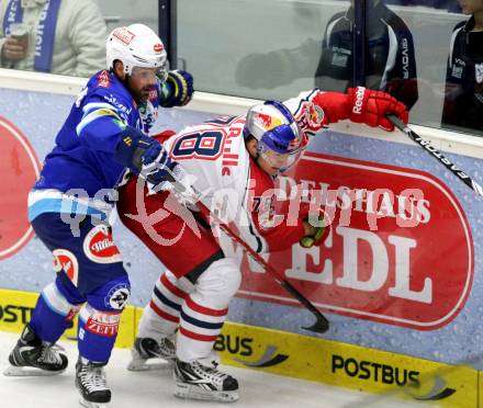 EBEL. Eishockey Bundesligal. EC VSV gegen EC Red Bull Salzburg. Gerhard Unterluggauer,  (VSV), Viktor Lennartsson (Salzburg). Villach, am 5.10.2012.
Foto: Kuess 


---
pressefotos, pressefotografie, kuess, qs, qspictures, sport, bild, bilder, bilddatenbank