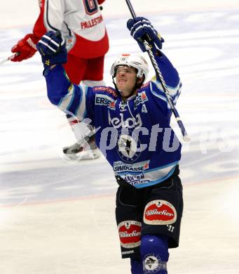 EBEL. Eishockey Bundesligal. EC VSV gegen EC Red Bull Salzburg. torjubel Mario Altmann (VSV). Villach, am 5.10.2012.
Foto: Kuess 


---
pressefotos, pressefotografie, kuess, qs, qspictures, sport, bild, bilder, bilddatenbank