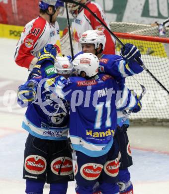 EBEL. Eishockey Bundesligal. EC VSV gegen EC Red Bull Salzburg. Torjubel (VSV).. Villach, am 5.10.2012.
Foto: Kuess 


---
pressefotos, pressefotografie, kuess, qs, qspictures, sport, bild, bilder, bilddatenbank