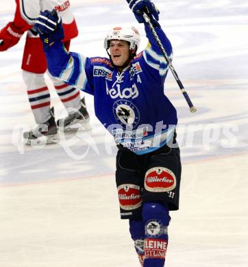 EBEL. Eishockey Bundesligal. EC VSV gegen EC Red Bull Salzburg.  torjubel Mario Altmann (VSV). Villach, am 5.10.2012.
Foto: Kuess 


---
pressefotos, pressefotografie, kuess, qs, qspictures, sport, bild, bilder, bilddatenbank