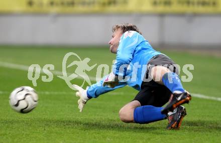 Fussball OEFB Cup. SK Austria Klagenfurt gegen FC Admira Wacker Moedling. Alexander Schenk (Austria). Klagenfurt, am 25.9.2012.
Foto: Kuess
---
pressefotos, pressefotografie, kuess, qs, qspictures, sport, bild, bilder, bilddatenbank