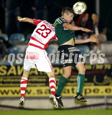 Fussball Regionalliga. Feldkirchen gegen GAK. Mathias Regal, (Feldkirchen),  Patrick Durlacher (GAK). Feldkirchen, 5.10.2012.
Foto: Kuess
---
pressefotos, pressefotografie, kuess, qs, qspictures, sport, bild, bilder, bilddatenbank