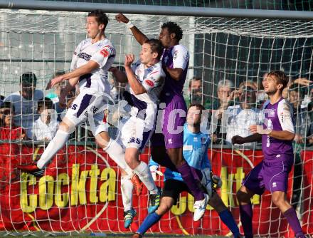 Fussball Regionalliga. SAK gegen SK Austria Klagenfurt. Darjan Aleksic, Patrick Lausegger,  (SAK), Eric Akoto (Austria Klagenfurt).. Klagenfurt, 6.10.2012.
Foto: Kuess
---
pressefotos, pressefotografie, kuess, qs, qspictures, sport, bild, bilder, bilddatenbank