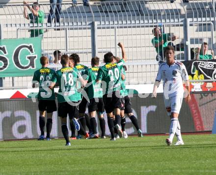 Fussball. Bundesliga. RZ Pellets WAC gegen SV Josko Ried.  Torjubel (Ried). Wolfsberg, 6.10.2012.
Foto: Kuess

---
pressefotos, pressefotografie, kuess, qs, qspictures, sport, bild, bilder, bilddatenbank