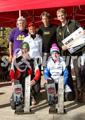 Kosiak Loewe. Berg Duathlon. Sieger Uwe Hochenwarter, Siegerin Esther Fennel, Josef Genser, Franz Preiml, Robert Rassinger. Feistritz im Rosental, am 6.10.2012.
Foto: Kuess
---
pressefotos, pressefotografie, kuess, qs, qspictures, sport, bild, bilder, bilddatenbank