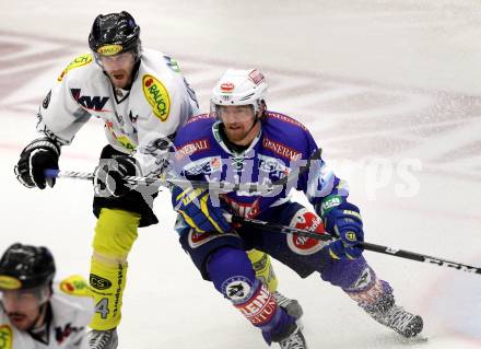 EBEL. Eishockey Bundesligal. EC VSV gegen Dornbirner Eishockey Club.  Michael Grabner, (VSV), SLIVNIK David (Dornbirn). Villach, am 7.10.2012.
Foto: Kuess 


---
pressefotos, pressefotografie, kuess, qs, qspictures, sport, bild, bilder, bilddatenbank