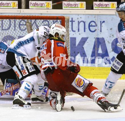 EBEL. Eishockey Bundesliga. EC KAC gegen EHC LIWEST Linz.   Tyler Spurgeon, (KAC),  Robert Lukas (Linz). Klagenfurt, am 7.10.2012.
Foto: Kuess 


---
pressefotos, pressefotografie, kuess, qs, qspictures, sport, bild, bilder, bilddatenbank