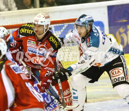 EBEL. Eishockey Bundesliga. EC KAC gegen EHC LIWEST Linz.  John Lammers, (KAC), Michael Mayr  (Linz). Klagenfurt, am 7.10.2012.
Foto: Kuess 


---
pressefotos, pressefotografie, kuess, qs, qspictures, sport, bild, bilder, bilddatenbank