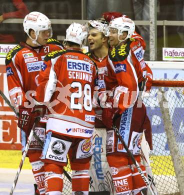 EBEL. Eishockey Bundesliga. EC KAC gegen EHC LIWEST Linz.  Torjubel Andy Chiodo, Thomas Hundertpfund, Martin Schumnig, Jamie Lundmark (KAC). Klagenfurt, am 7.10.2012.
Foto: Kuess 


---
pressefotos, pressefotografie, kuess, qs, qspictures, sport, bild, bilder, bilddatenbank