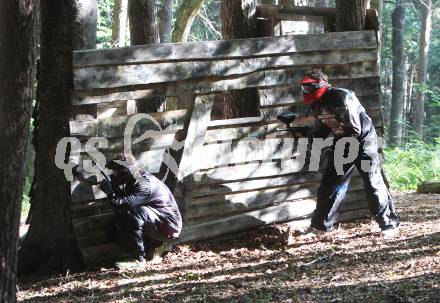 Eishockey Bundesliga. Sommertraining. Teambuilding KAC. Paintball. Schreckendorf, am 25.8.2012.
Foto: Kuess
---
pressefotos, pressefotografie, kuess, qs, qspictures, sport, bild, bilder, bilddatenbank