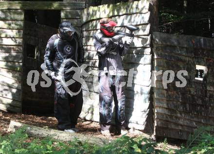 Eishockey Bundesliga. Sommertraining. Teambuilding KAC. Paintball. Schreckendorf, am 25.8.2012.
Foto: Kuess
---
pressefotos, pressefotografie, kuess, qs, qspictures, sport, bild, bilder, bilddatenbank