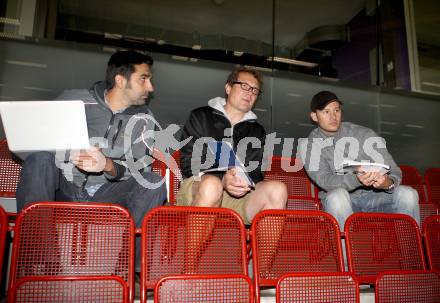 Eishockey. VSV. Gert Prohaska, Hannu Jaervenpaeae, Marc Brown. Villach, 31.7.2012.
Foto: Kuess
---
pressefotos, pressefotografie, kuess, qs, qspictures, sport, bild, bilder, bilddatenbank