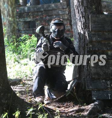 Eishockey Bundesliga. Sommertraining. Teambuilding KAC. Paintball. Schreckendorf, am 25.8.2012.
Foto: Kuess
---
pressefotos, pressefotografie, kuess, qs, qspictures, sport, bild, bilder, bilddatenbank