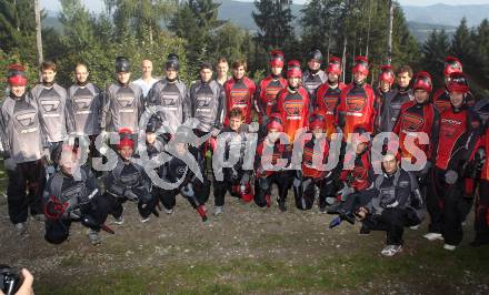 Eishockey Bundesliga. Sommertraining. Teambuilding KAC. Paintball. Schreckendorf, am 25.8.2012.
Foto: Kuess
---
pressefotos, pressefotografie, kuess, qs, qspictures, sport, bild, bilder, bilddatenbank