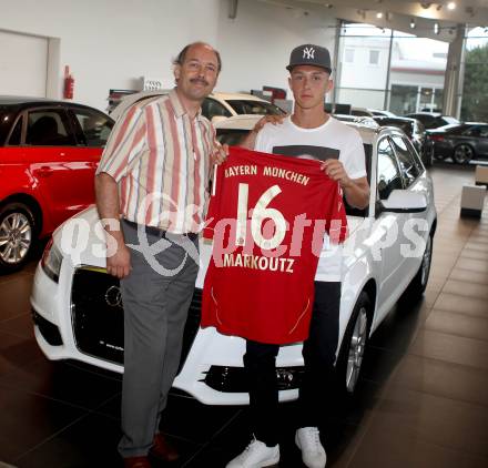 Fussball. Bayern Muenchen. Markoutz Oliver mit Vater Ewald. Klagenfurt, 16.8.2012.
Foto: Kuess
---
pressefotos, pressefotografie, kuess, qs, qspictures, sport, bild, bilder, bilddatenbank