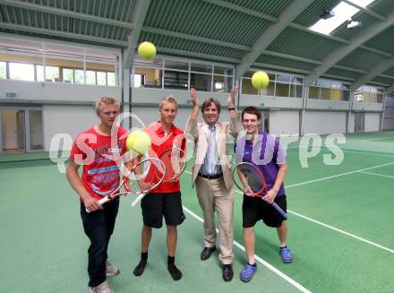 Tennis. UNION Klagenfurt. Eroeffnung der Tennishalle. Markus Ahne, Lukas Grubelnig, Klaus Bidovec, Patrick Ofner. Klagenfurt, 31.7.2012.
Foto: Kuess 
---
pressefotos, pressefotografie, kuess, qs, qspictures, sport, bild, bilder, bilddatenbank