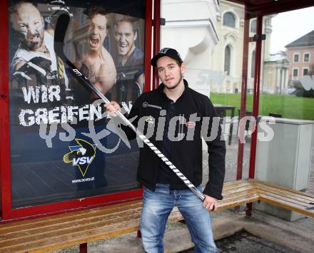 Eishockey. VSV. Nikolaus Hartl. Klagenfurt, 13.10.2012.
Foto: Kuess
---
pressefotos, pressefotografie, kuess, qs, qspictures, sport, bild, bilder, bilddatenbank