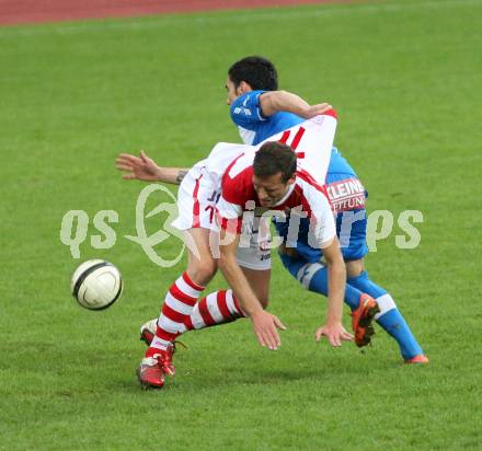 Fussball. Regionallliga. VSV gegen GAK. Curic Denis (VSV), Saeumel Gerald (GAK). Villach, 13.10.2012.
Foto: Kuess
---
pressefotos, pressefotografie, kuess, qs, qspictures, sport, bild, bilder, bilddatenbank