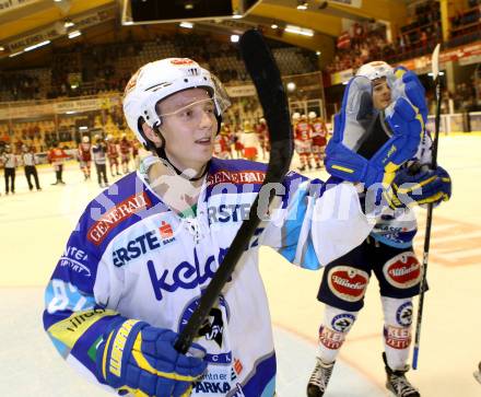 EBEL. Eishockey Bundesliga. EC KAC gegen VSV.  Jubel Antti Pusa (VSV). Klagenfurt, am 14.10.2012.
Foto: Kuess 


---
pressefotos, pressefotografie, kuess, qs, qspictures, sport, bild, bilder, bilddatenbank