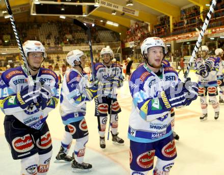 EBEL. Eishockey Bundesliga. EC KAC gegen VSV. Jubel VSV. Stefan Bacher, Andreas Wiedergut. Klagenfurt, am 14.10.2012.
Foto: Kuess 


---
pressefotos, pressefotografie, kuess, qs, qspictures, sport, bild, bilder, bilddatenbank